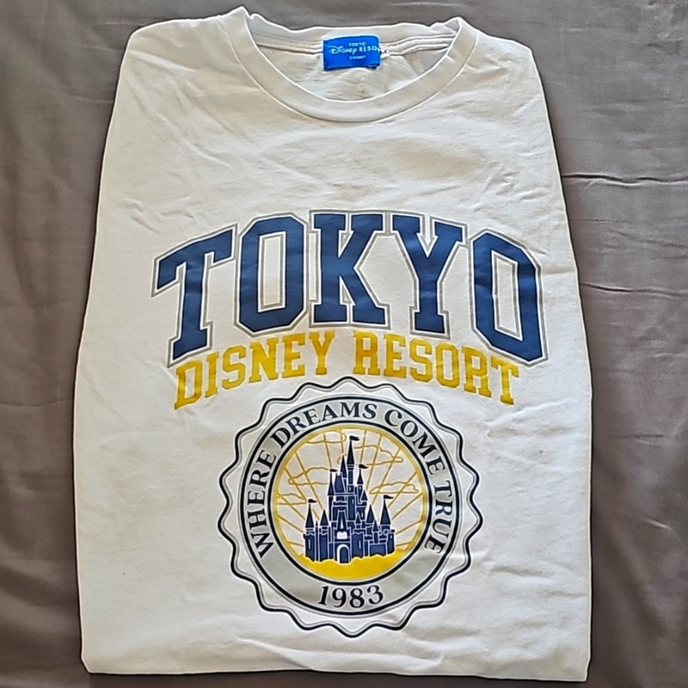 Tokyo disneyland T-shirt